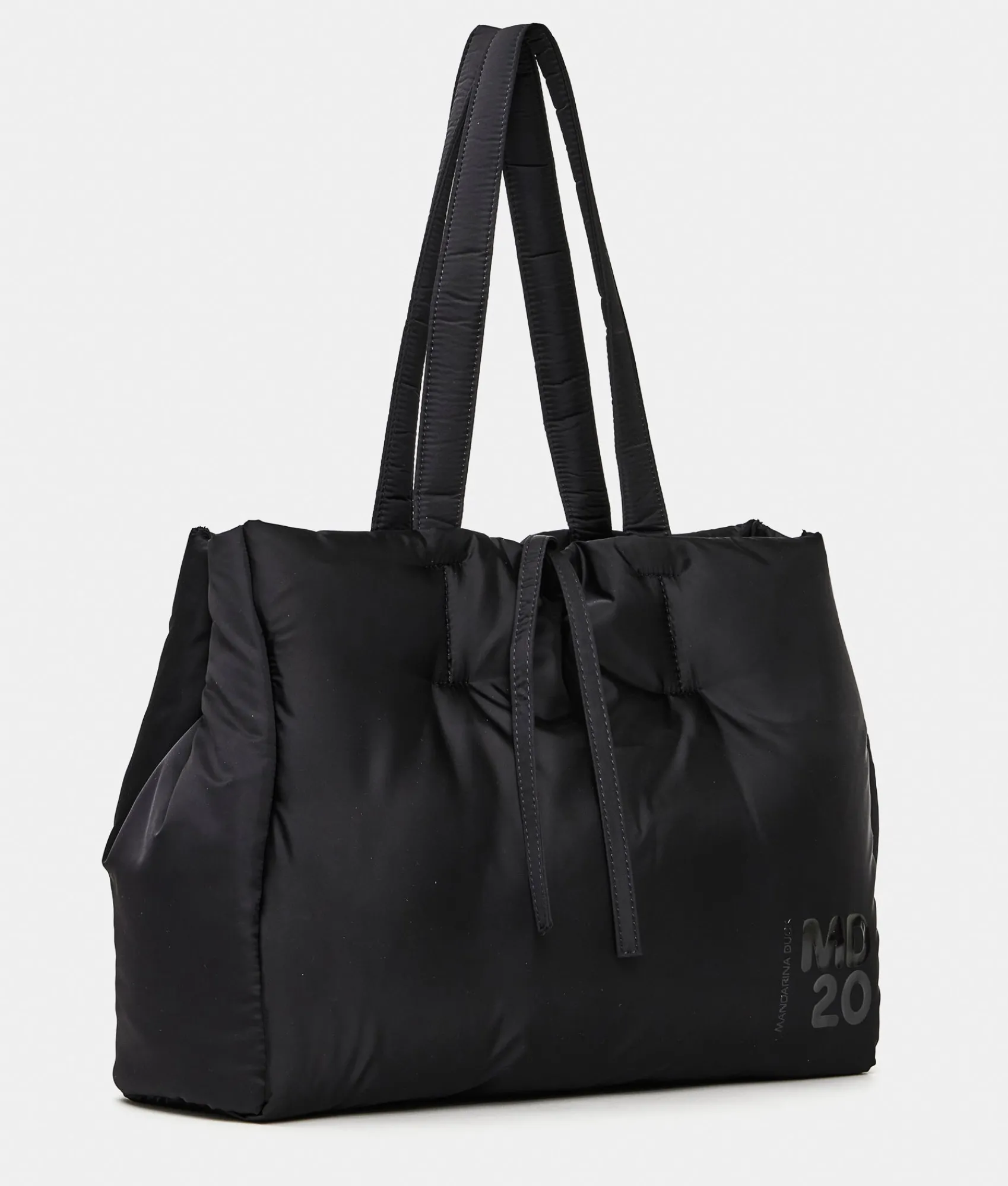 Outlet Mandarina Duck MD20 BALLOON Medium Reversible Nylon Tote Black