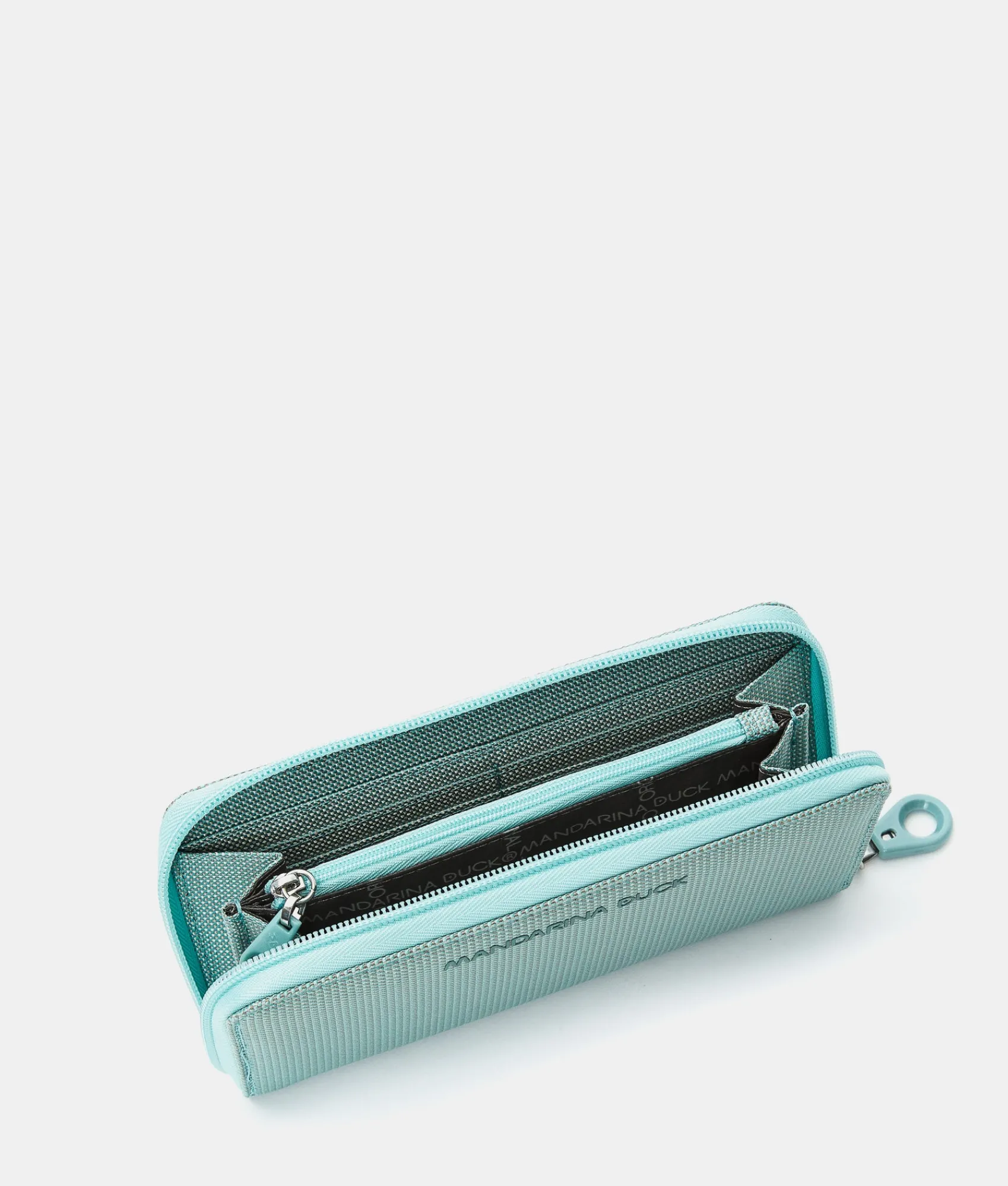 New Mandarina Duck MD20 Wallet IcebergGreen