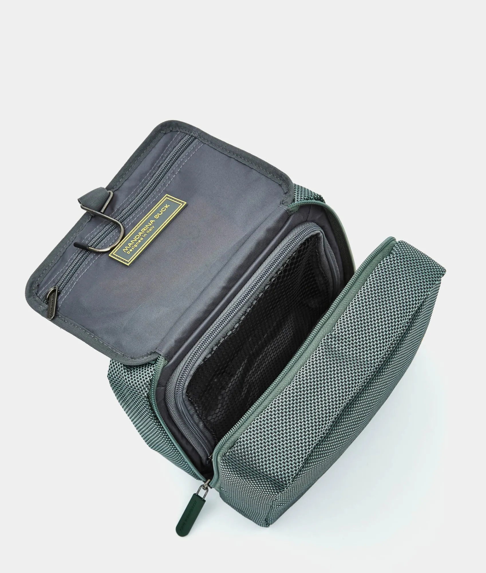Clearance Mandarina Duck ZEPHYR Soft Toilet Kit Medium IcebergGreen